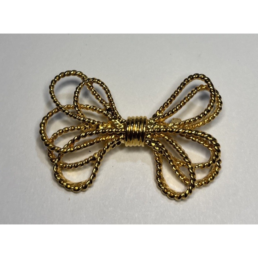 Gold Tone Rope Bow Brooch Textured Openwork Ribbon Statement Pin 2" - Picture 2 of 3